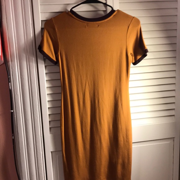 Dress - Picture 3 of 3